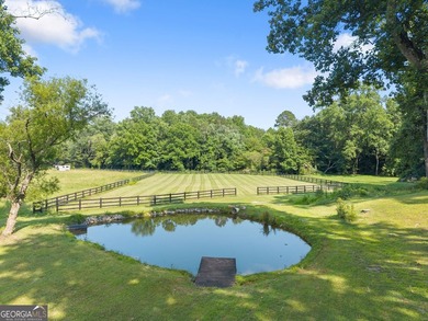 Privacy. Space. Flexibility. Set on more than 3 private acres in - photo 46