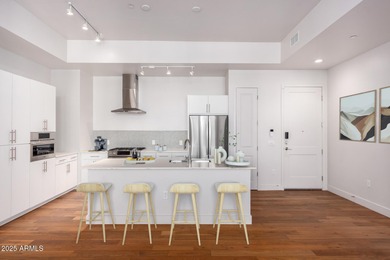 MOTIVATED SELLER! Location, Location!!! *LAST CHANCE! Top-Floor