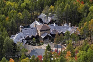 Lake Home Off Market in Mont-Tremblant, 
