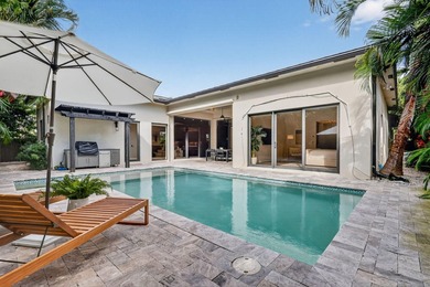 Luxurious 5-Bedroom Pool Home with Resort-Style Outdoor Living - photo 3