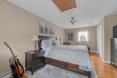 Stop looking and start packing! Beautifully renovated within the - photo 15