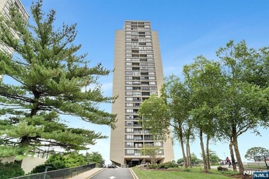 Experience the perfect blend of luxury and convenience in this - photo 17