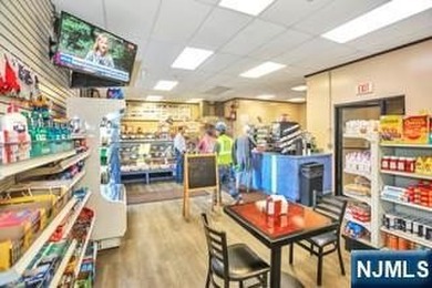 Experience the perfect blend of luxury and convenience in this - photo 23