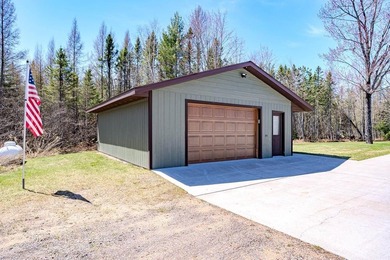 Opportunity to own a fully renovated home on the highly - photo 28