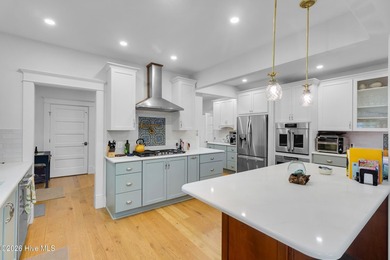 Experience the perfect blend of historic charm and modern luxury - photo 4