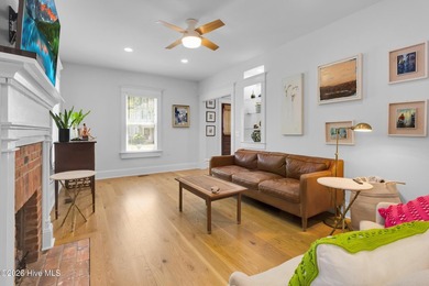 Experience the perfect blend of historic charm and modern luxury - photo 9