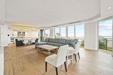 This beautiful unit has recently been renovated and offers a - photo 6