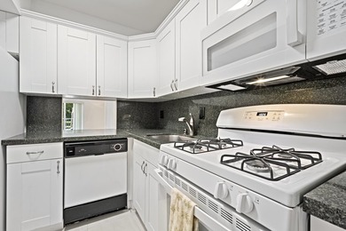 Wonderful Downtown Boca Raton Location, Short Stroll to - photo 11