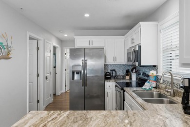 Luxury updates, deeded beach access and superb Destin Florida - photo 18