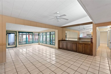 Charming 1955 Home with Endless Potential - Investor's Dream! - photo 2