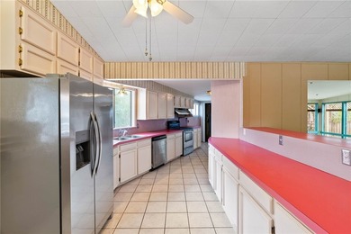 Charming 1955 Home with Endless Potential - Investor's Dream! - photo 6