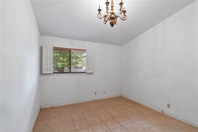 Charming 1955 Home with Endless Potential - Investor's Dream! - photo 10