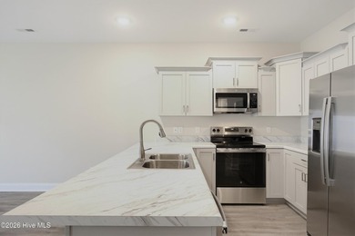 **COMPLETED NEW CONSTRUCTION** Offering $2,000 USE AS YOU CHOOSE - photo 9