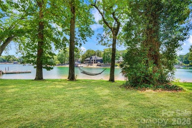 An extraordinary opportunity to build a custom modern luxury - photo 13