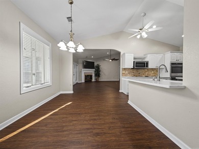 7 Resplandor Loop | Lake Balboa Views & Solid Build Experience - photo 18