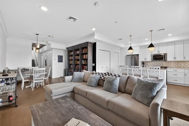 Waterfront Townhome | Balcony Water Views | Steps to LIRR | - photo 24