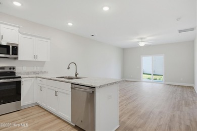 **COMPLETED NEW CONSTRUCTION** Offering $2,000 USE AS YOU CHOOSE - photo 8