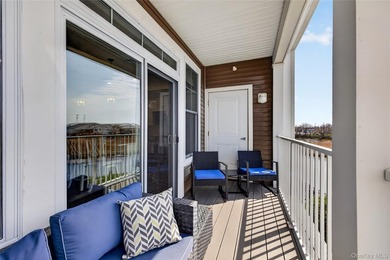 Waterfront Townhome | Balcony Water Views | Steps to LIRR | - photo 29