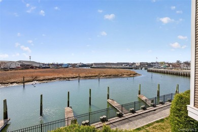 Waterfront Townhome | Balcony Water Views | Steps to LIRR | - photo 30