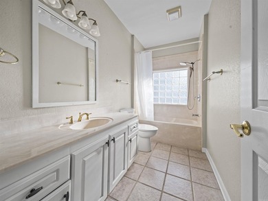 7 Resplandor Loop | Lake Balboa Views & Solid Build Experience - photo 34