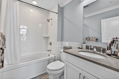 Waterfront Townhome | Balcony Water Views | Steps to LIRR | - photo 35