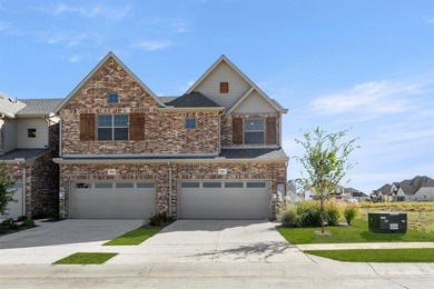 Lake Lewisville Townhome/Townhouse For Sale in Oak Point Texas