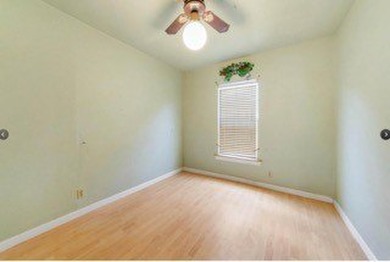 DFW INVESTORS, HUGE EQUITY DON'T MISS, CHARMING 4-bedroom - photo 5
