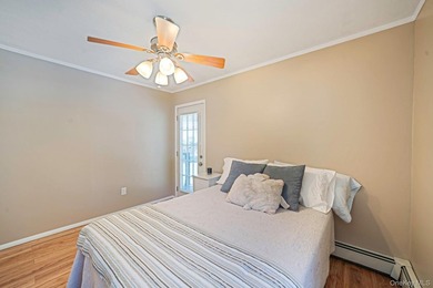 Nestled in the sought-after San Remo section of Kings Park, this - photo 16