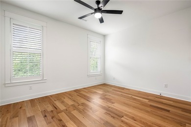 Tucked among the trees with direct access to the Lago Vista East - photo 18