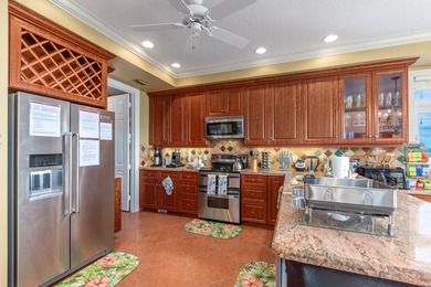 Exquisite gated oceanfront estate that epitomizes luxury living - photo 18