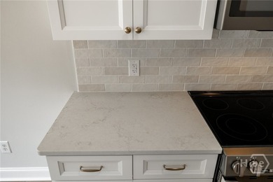 Welcome to 1040 Stone Shoals Terrace - a fully renovated - photo 19