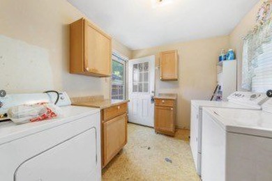 DFW INVESTORS, HUGE EQUITY DON'T MISS, CHARMING 4-bedroom - photo 9