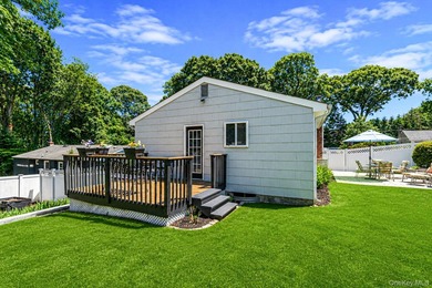Nestled in the sought-after San Remo section of Kings Park, this - photo 23