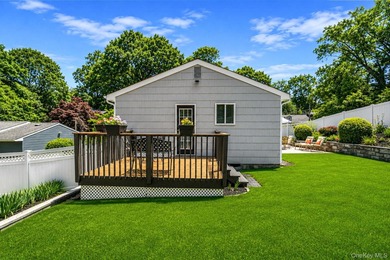 Nestled in the sought-after San Remo section of Kings Park, this - photo 26