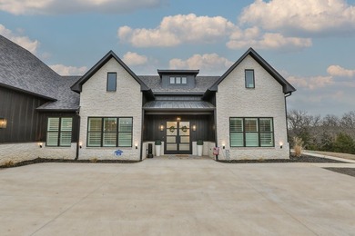 Luxury estate on 6 acres in Lindale ISD, thoughtfully designed - photo 2