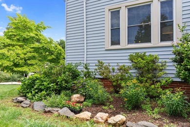 Welcome to 14 Riverview Pl! Tucked away off Rivermont Ave on a - photo 4