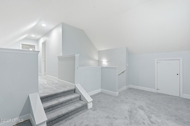 Welcome to Royal Pines! This spacious 5-bedroom, 3-bath with a 2 - photo 35
