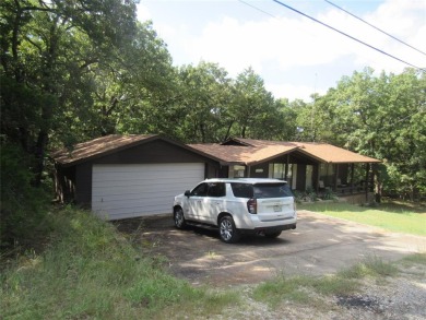 Lake Home For Sale in Pottsboro, Texas