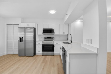Discover the pinnacle of comfort and sophistication in this - photo 7
