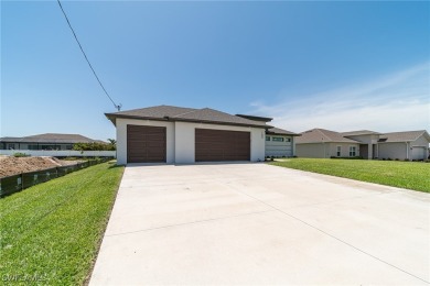 Cape Coral Lakes Area Home For Sale in Cape Coral Florida