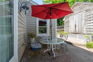 Located in Bristol's desirable Bayside Shore neighborhood, 30 - photo 12