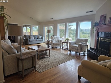 Welcome to one of Garden Valley's most distinctive riverfront - photo 4