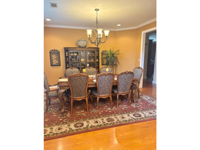 Enjoy stunning lake views from this spacious 5,404 sq ft home - photo 17