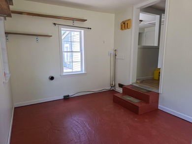 Cute ranch on 34 acres of usable land. This 2-bed, 1-bath ranch - photo 8