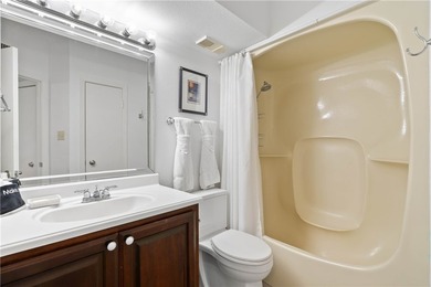 Step inside this ultimate Hemingway-inspired beach condo. This - photo 20
