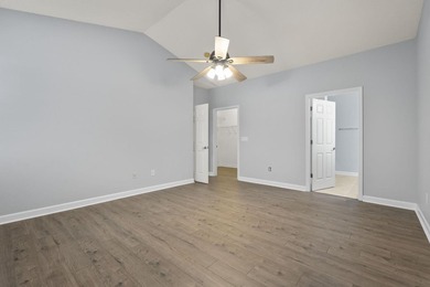 Welcome to 152 Rose Water Loop - a beautiful, move-in ready - photo 21