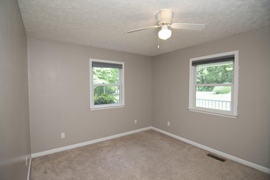 Discover serene living in this spacious four-bedroom - photo 27