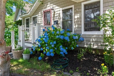 Located in Bristol's desirable Bayside Shore neighborhood, 30 - photo 32