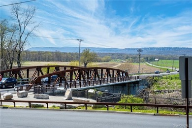Welcome to one of the Hudson Valley's most iconic and - photo 6