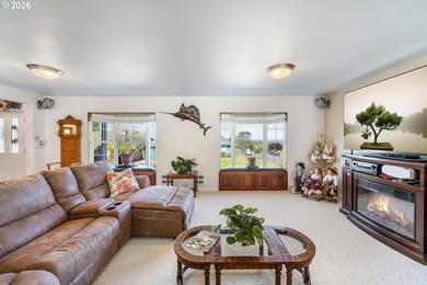 Experience coastal living at its finest in this beautifully - photo 4